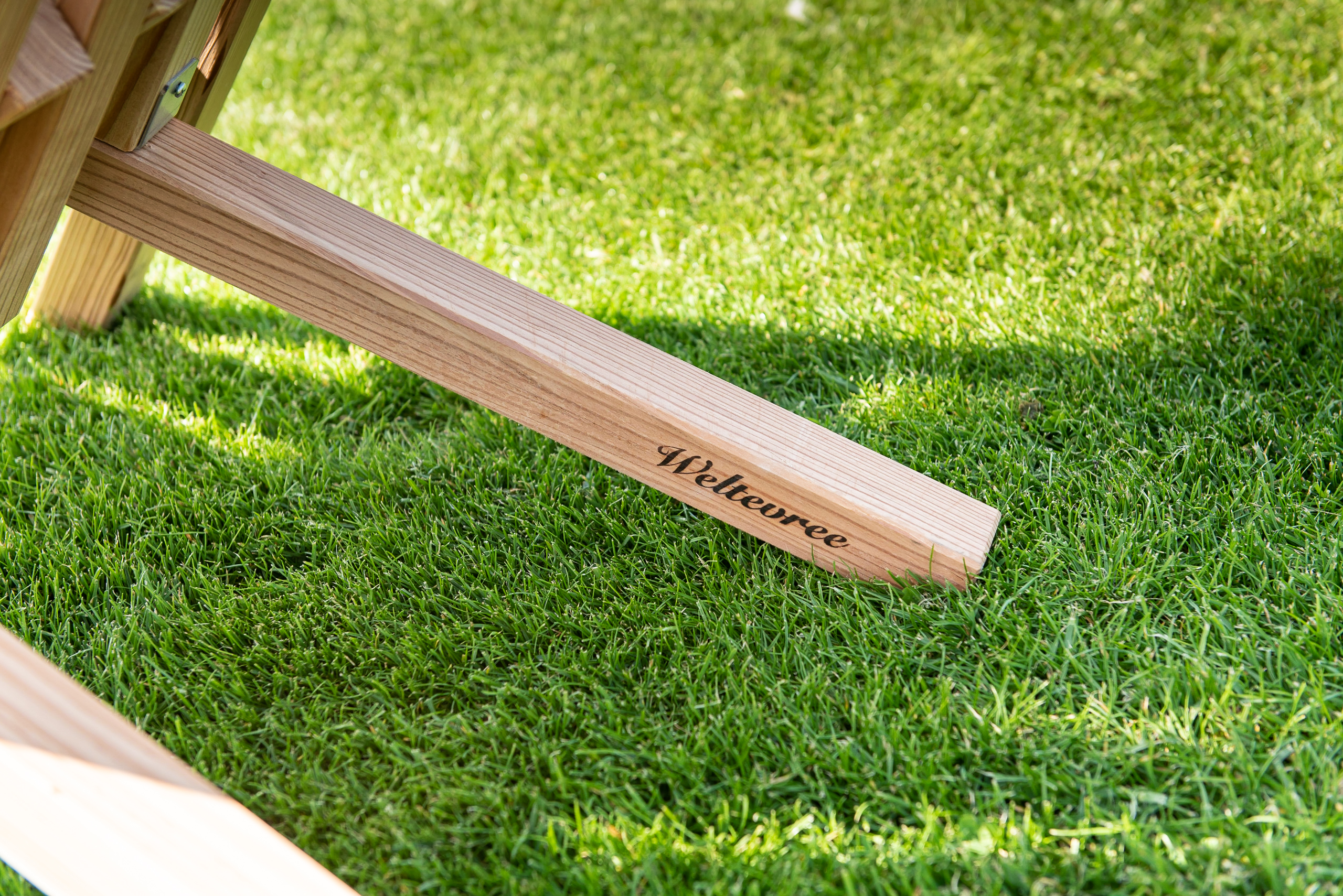Weltevree-fieldchair-detail-leg