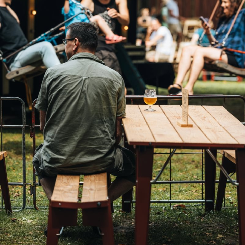 Salut Beertable