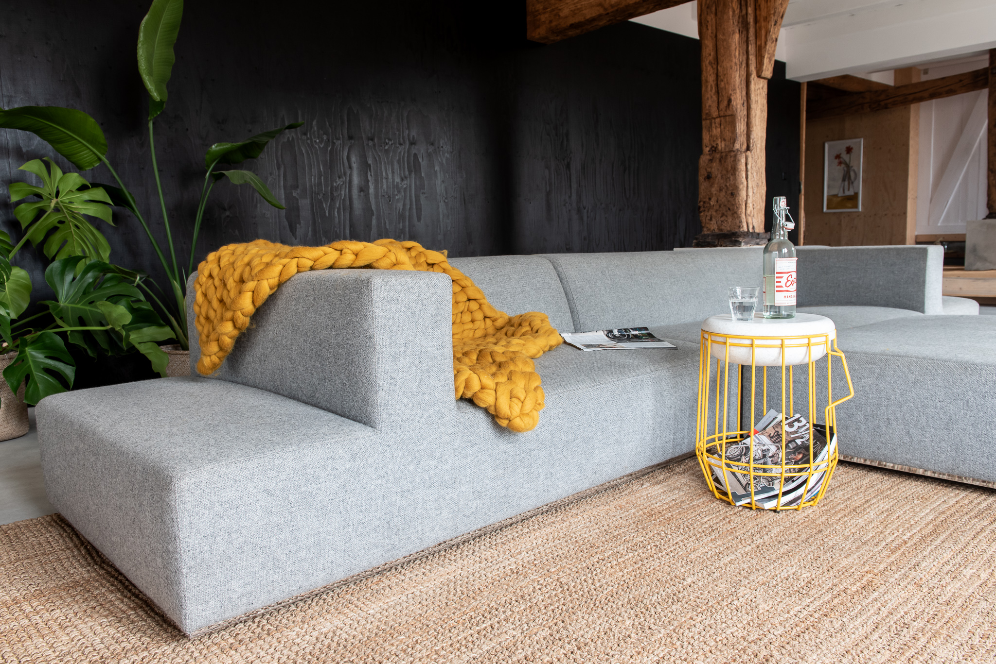 Carrier-bench-storage-Weltevree