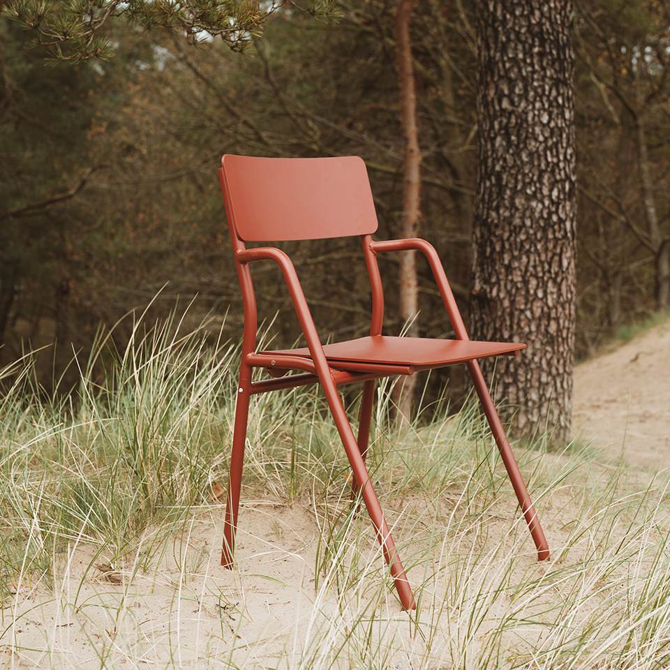 Flip-Up Chair